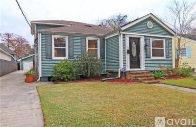 Main picture of 75 Oaklawn Dr
