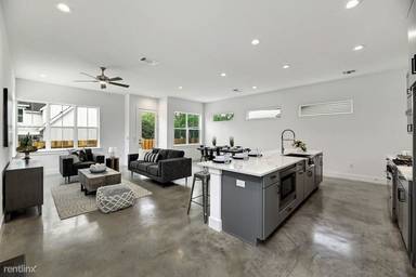 Main picture of 5504 Woodrow Ave