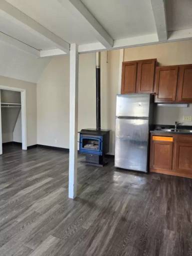 Main picture of 952 Boston Way