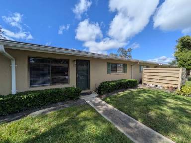 Main picture of 725 Northlake Blvd