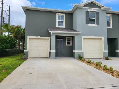 Main picture of 1204 Draintree St