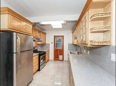 Main picture of 752 Emily Dr