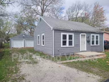 Main picture of 1565 N Wilson Ave