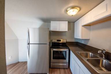 Main picture of 335 Tin St