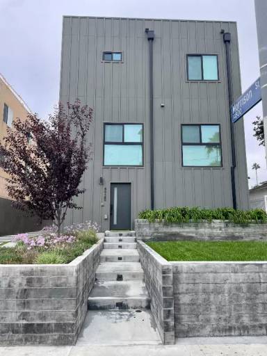 Main picture of 4927 Kester Ave