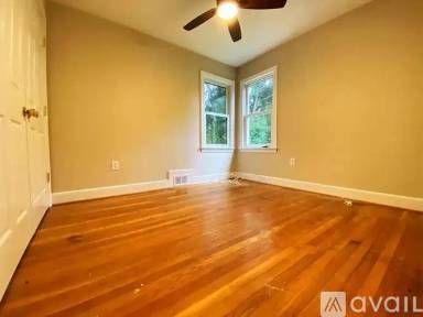 Main picture of 901 Jefferson Ave