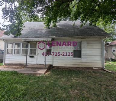 Main picture of 2247 N National Ave