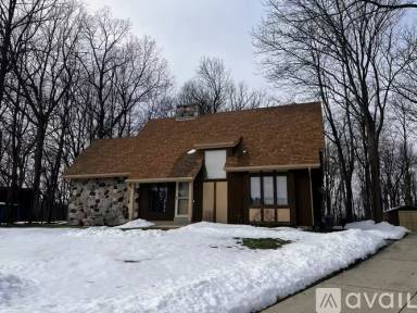 Main picture of N69W23426 Salem Ct W