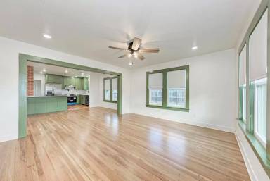 Main picture of 108 S Porter St