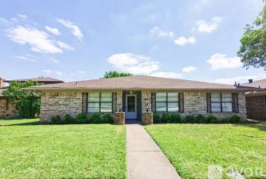 Main picture of 200 Cheyenne Ct N