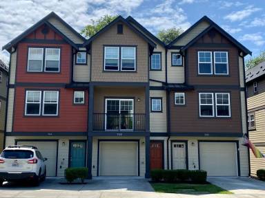 Main picture of 7137 27th Ave SW