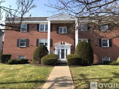 Main picture of 420 S Aiken Ave