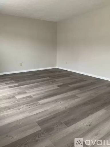 Main picture of 728 Ohio Pike