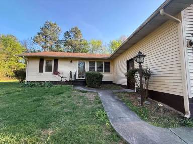 Main picture of 2930 McNeil Rd