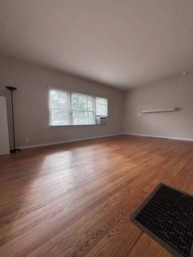 Main picture of 3354 1st Ave