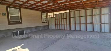 Main picture of 5023 E Walker Ave