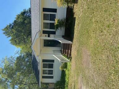 Main picture of 308 S 10th St