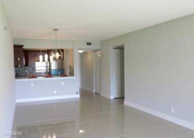 Main picture of 8700 N Sherman Cir