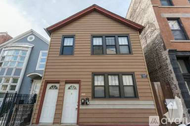 Main picture of 2208 N Southport Ave