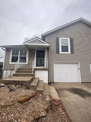 Main picture of 10176 W 84th St