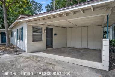 Main picture of 806 N Westmoreland Dr
