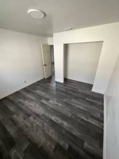 Main picture of 819 NW 3rd Ave