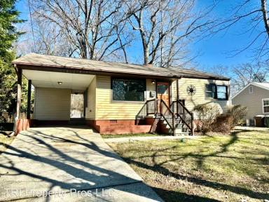 Main picture of 2720 Evergreen Dr