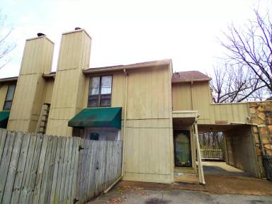 Main picture of 2311 Foxmoor Ln