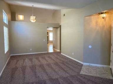 Main picture of 27 Ditzhazy Ct