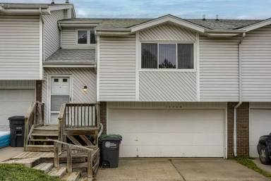 Main picture of 15922 Gold Cir