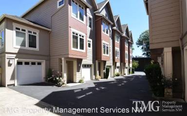 Main picture of 10663 SE 21st Ave