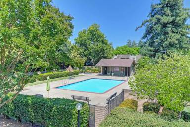 Main picture of 121 Luna Grande Cir