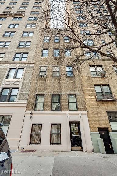 Main picture of 134 W 86th St