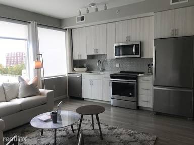 Main picture of 120 E Pine St
