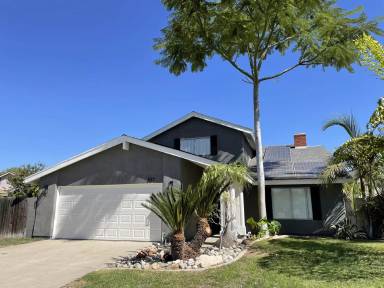 Main picture of 537 Clover Ave
