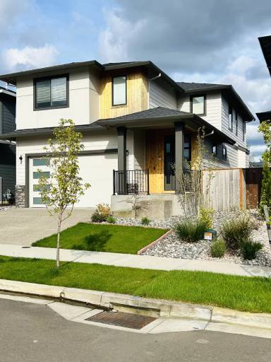 Main picture of 3676 SW Tegart Ln