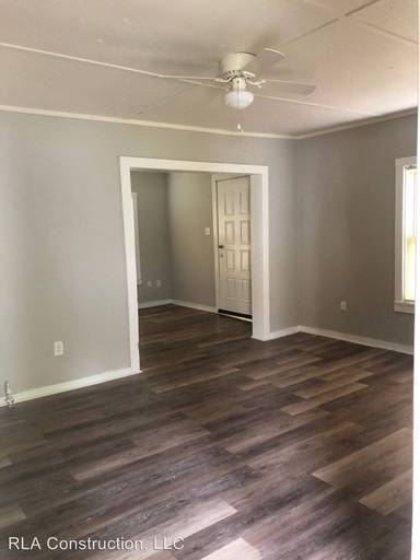 Main picture of 1814 1/2 W Short 17th St