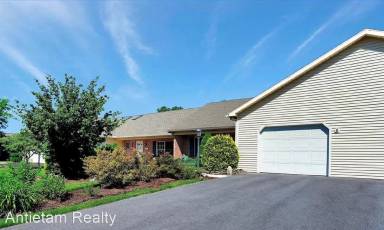 Main picture of 3463 Glen Eagles Dr