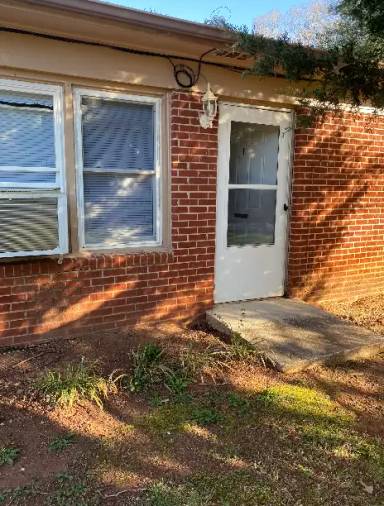 Main picture of 110 Evergreen Ln