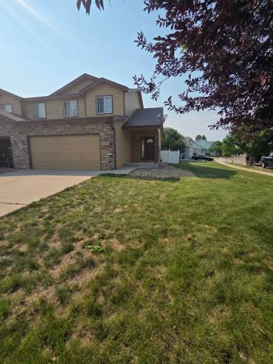 Main picture of 3225 Barbera St