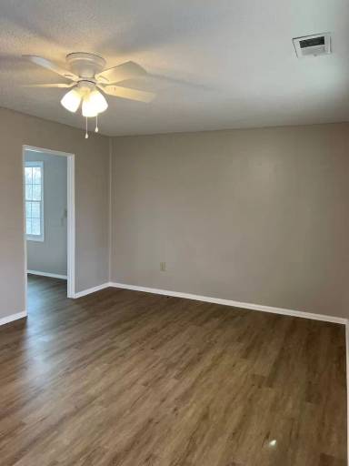 Main picture of 6960 Commander Rd