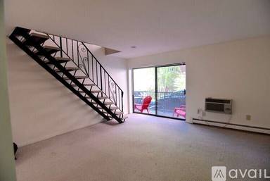 Main picture of 24 Highland Ave