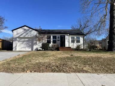 Main picture of 2639 S Pittsburg Ave