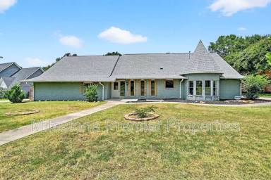 Main picture of 2602 Turtle Creek Dr