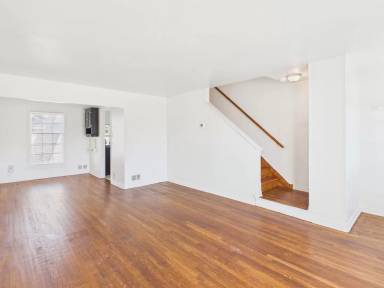 Main picture of 412 SW 17th Ave