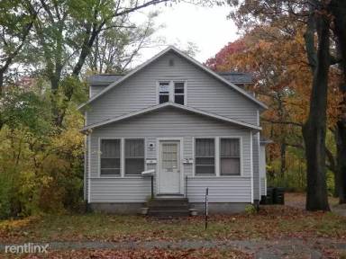 Main picture of 355 Roberts St