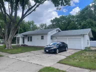 Main picture of 1346 N Hewett Ave