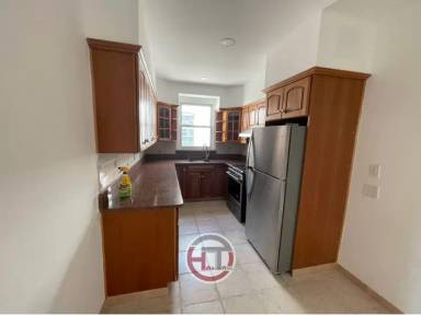 Main picture of 2115 Hone Ave