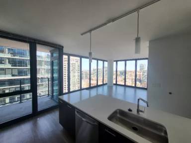 Main picture of 639 N Wells St