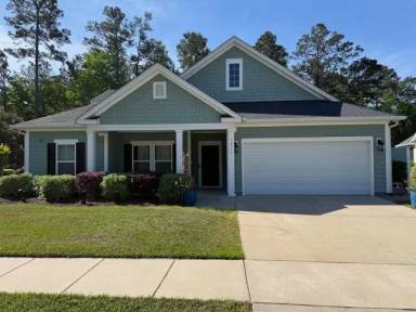 Main picture of 1611 Edgewood Dr